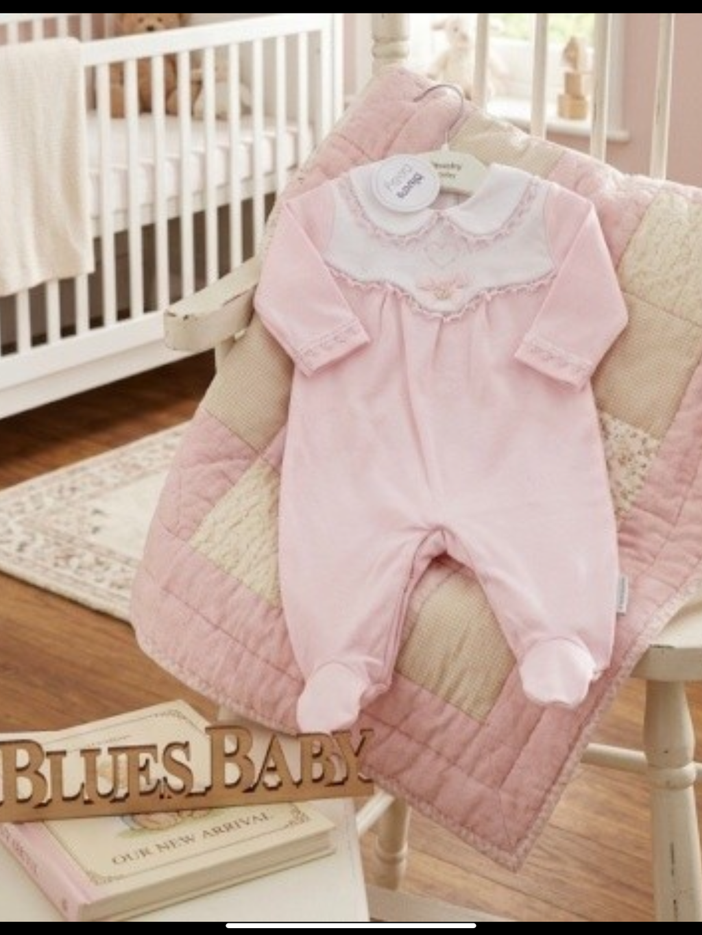 Avelorie Baby pink babygro 0426736A